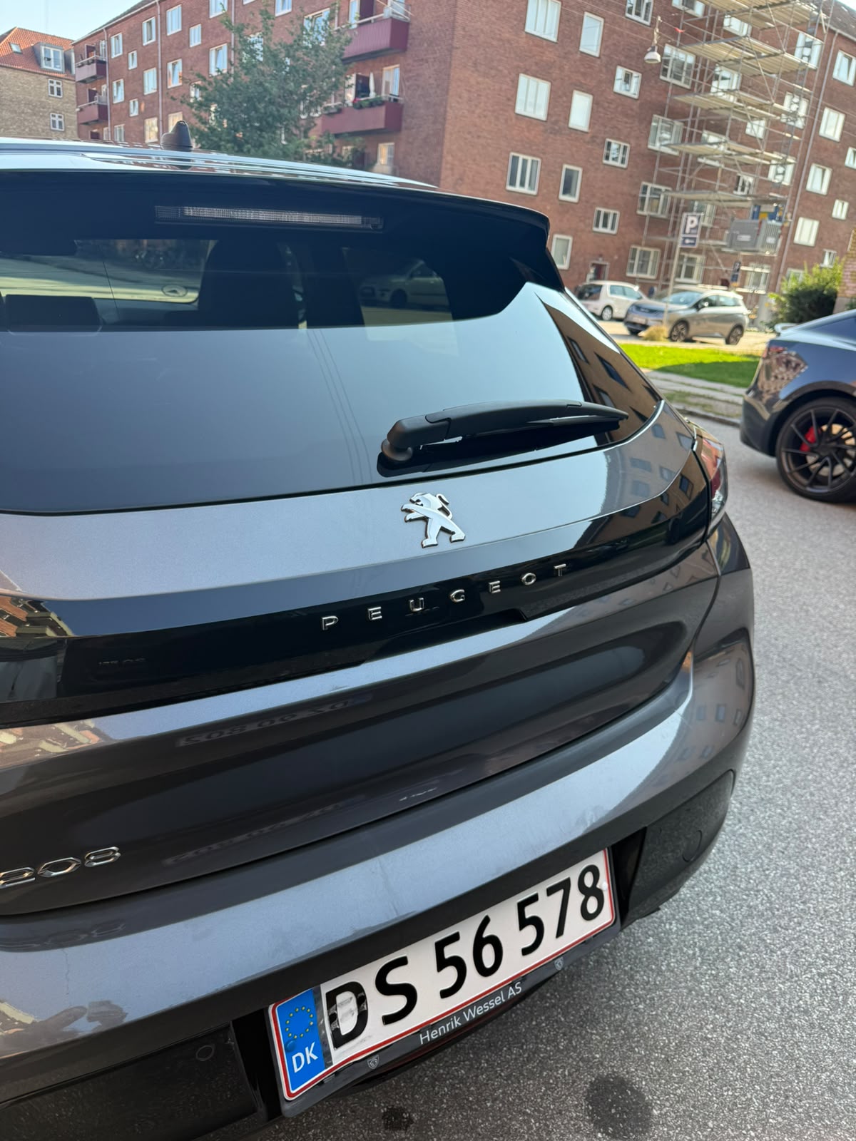 Peugeot 208 1.2 PureTech 100 hk 5d til salg hos Nabilli